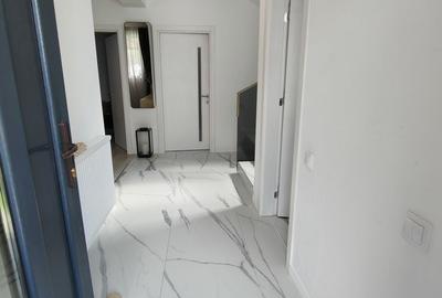 Casă cu 4 camere decomandat cu Teren 300 Mp în Brănești - 8