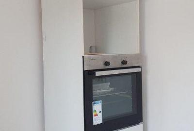 Spațiu comercial, de 80 mp, în Muncii - 1