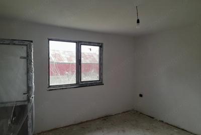 Casă cu 1 camere cu Teren 1055 Mp în Tufești - 1