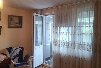 Apartament cu 3 camere semidecomandat în Central - 6