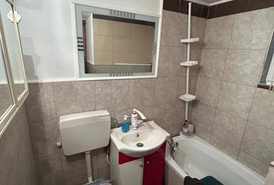 Casă cu Teren 460 Mp în Varnița