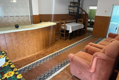 Casă cu 4 camere în Băicoi - 4