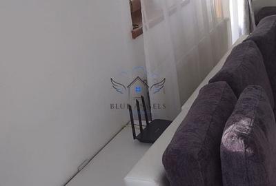Apartament cu 3 camere în Tractorul - 2