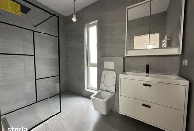 Casă cu 4 camere cu Teren 480 Mp în Ciupercenii Noi