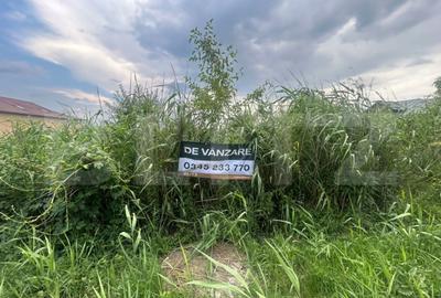 Teren de 775 mp, în Valea