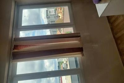 Garsonieră nedecomandată în Central - 1
