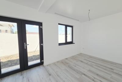 Casă individuală cu 4 camere cu Canalizare în Costi - 3
