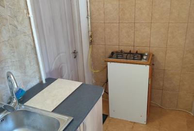 Garsonieră decomandată în P-ța Ovidiu - 1