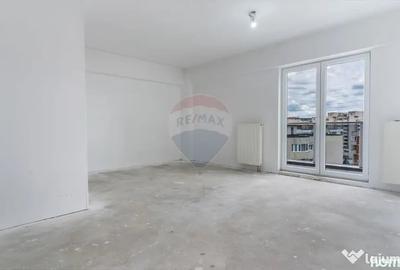 Apartament cu 4 camere semidecomandat în Semicentral