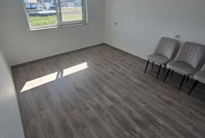 Casă cu 3 camere cu Teren 335 Mp în Șcheia - 4