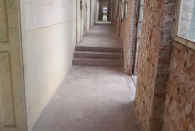 Casă cu Teren 1800 Mp în Neudorf - 8