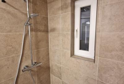 Apartament cu 2 camere decomandat în 22 Decembrie 1989