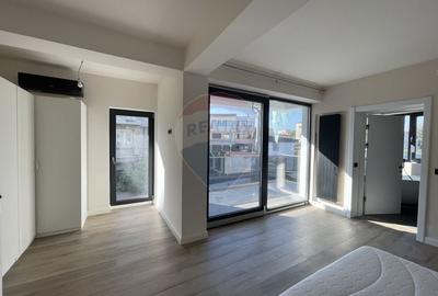 Casă cu 3 camere cu Garaj în Muncii - 2