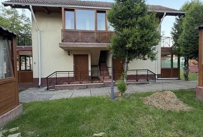 Casă cu 4 camere în Bran - 8