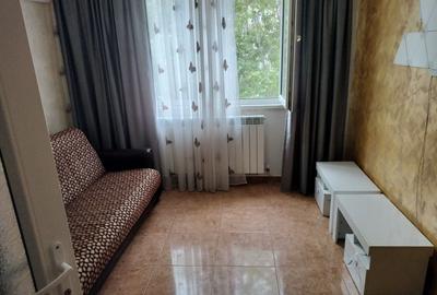 Apartament cu 2 camere decomandat în Micro 19 - 1
