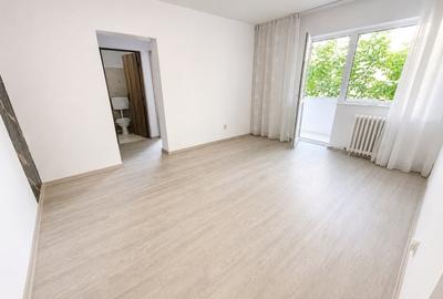 Apartament cu 2 camere semidecomandat în Cugir