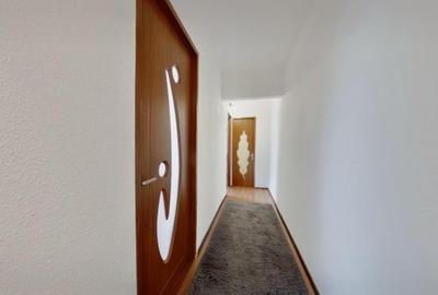 Apartament cu 3 camere decomandat, mobilat în Bartolomeu - 7