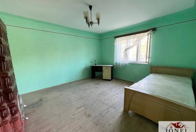 Casă individuală cu 2 camere cu Canalizare în Cetate - 4