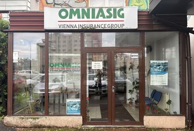Spațiu comercial, de 85 mp, în 15 Noiembrie - 3