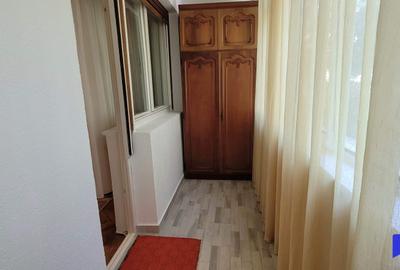 Apartament cu 2 camere, mobilat în Central - 33