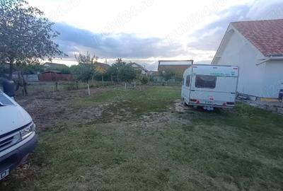 Teren de 450 mp, în Central - 5