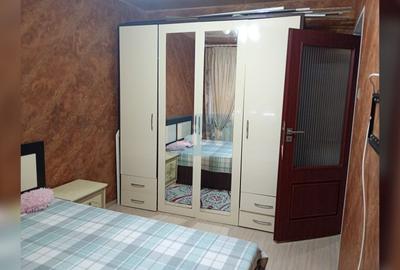 Apartament cu 3 camere semidecomandat în Micro 17 - 4