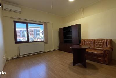 Spațiu comercial, de 19 mp, în Iosia