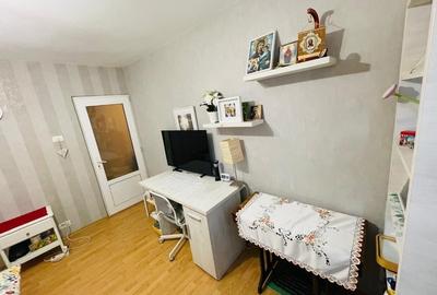 Apartament cu 3 camere decomandat în Sud - 2