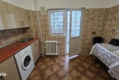 Apartament cu 2 camere decomandat, mobilat în Titulescu