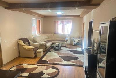 Casă cu 3 camere în Bujac