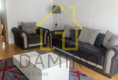 Apartament cu 3 camere decomandat în Nerva Traian