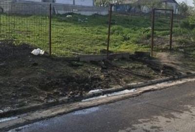 Casă cu 3 camere cu Teren 100 Mp în Central - 2
