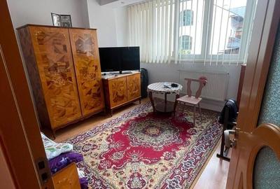 Apartament cu 4 camere în Ultracentral