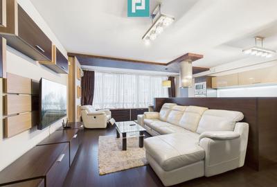 Apartament cu 3 camere semidecomandat, mobilat în UTA - 13