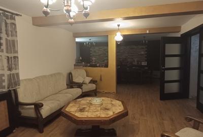 Casă cu 10 camere cu Teren 1274 Mp în Calea București - 6