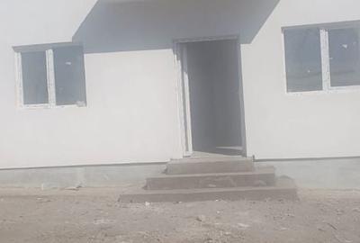 Casă cu 4 camere cu Teren 230 Mp în Lumina - 5