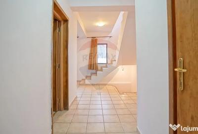 Casă cu 6 camere cu Teren 608 Mp în Central - 10