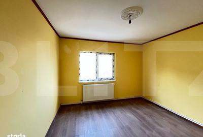 Apartament cu 4 camere decomandat în Central - 1