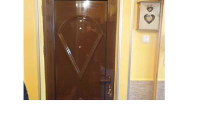 Apartament cu 3 camere semidecomandat în Solidarității