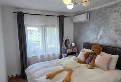 Apartament cu 4 camere decomandat în Micro 17 - 11