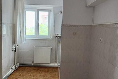 Apartament cu 2 camere decomandat în Mazepa 2
