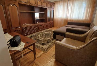 Apartament cu 2 camere decomandat în Războieni