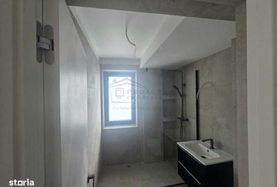 Spațiu comercial, de 638 mp, în Roșu - 1