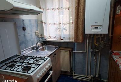 Apartament cu 3 camere semidecomandat în George Enescu - 5