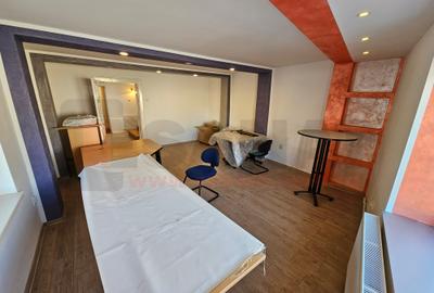 Casă cu 9 camere cu Canalizare în Aeroport - 26