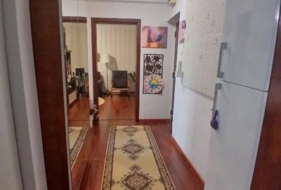 Apartament cu 4 camere decomandat, mobilat în Apărătorii Patriei - 5