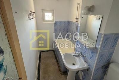 Apartament cu 3 camere decomandat în Narcisa - 15