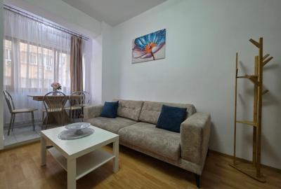 Apartament cu 2 camere semidecomandat în Universitate