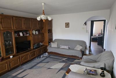 Apartament cu 2 camere decomandat în Dacia - 3