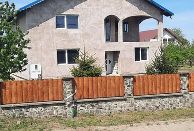 Casă cu 4 camere în Sasca Nouă - 8